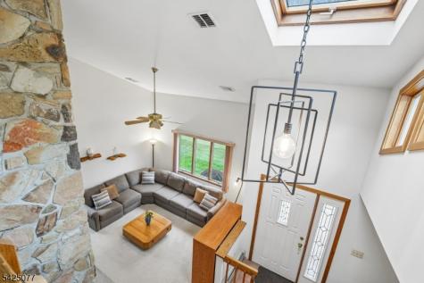 4 Valley Place Chester NJ 07930