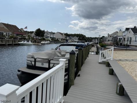 73 Ocean Gate Avenue Berkeley NJ 08721