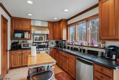 63 Linvale Road East Amwell NJ 08551