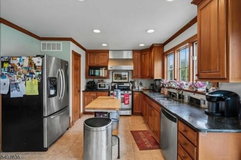 63 Linvale Road East Amwell NJ 08551