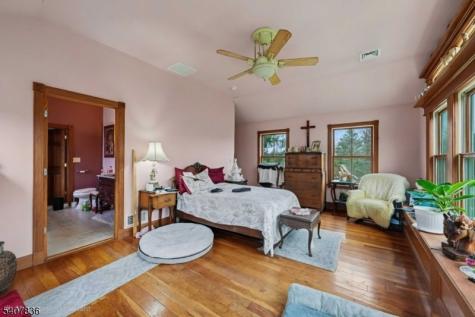 63 Linvale Road East Amwell NJ 08551