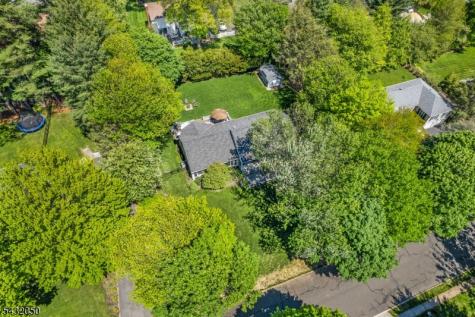 3 Aspen Drive Chester NJ 07930