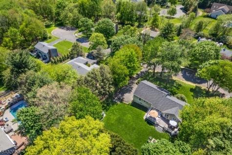 3 Aspen Drive Chester NJ 07930