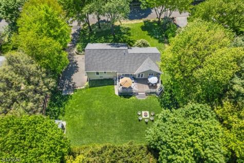 3 Aspen Drive Chester NJ 07930