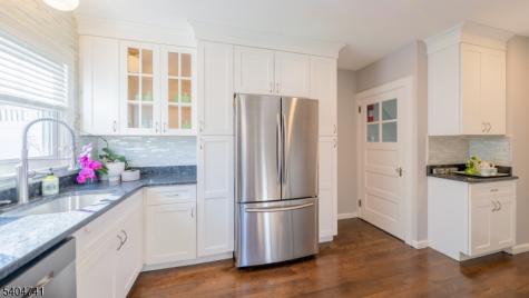 2 Lowell Place West Orange NJ 07052