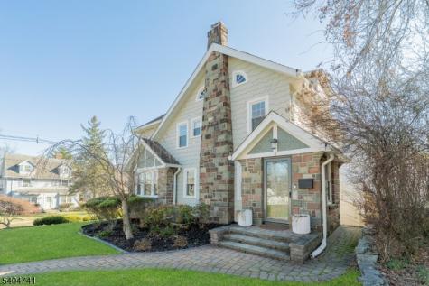 2 Lowell Place West Orange NJ 07052