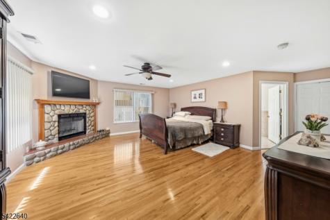 13 W 5th Avenue Linden NJ 07036