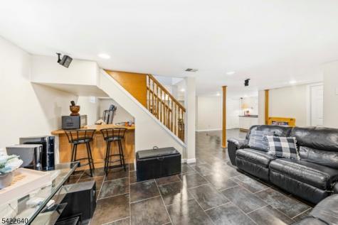 13 W 5th Avenue Linden NJ 07036
