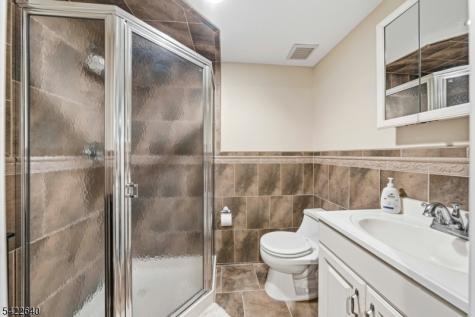 13 W 5th Avenue Linden NJ 07036