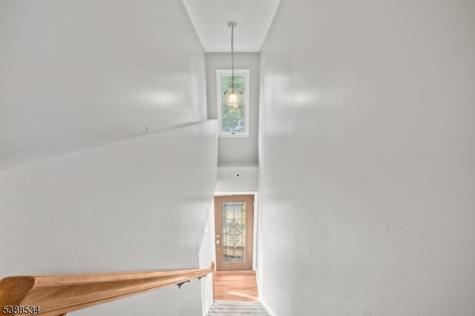136 Haroldson Place Pompton Lakes NJ 07442