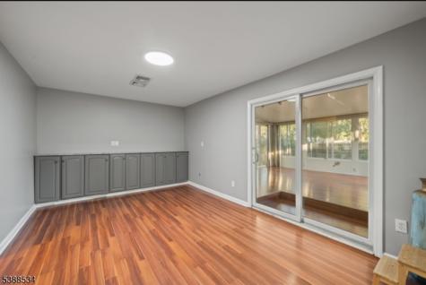 136 Haroldson Place Pompton Lakes NJ 07442