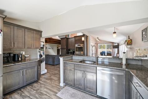 42 Woodside Drive West Milford NJ 07480