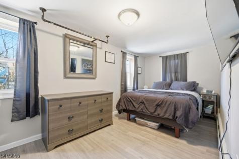 42 Woodside Drive West Milford NJ 07480
