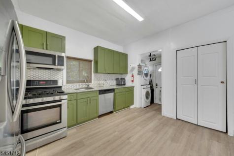 127 N 16th Street East Orange NJ 07017
