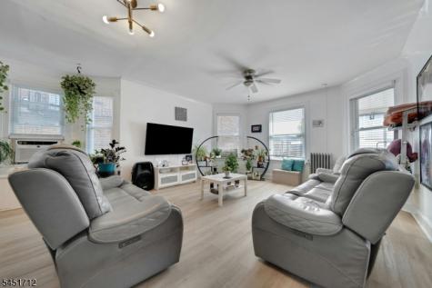 127 N 16th Street East Orange NJ 07017