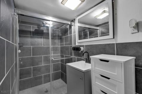 127 N 16th Street East Orange NJ 07017