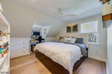7 Meadow Road Chatham NJ 07928