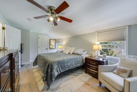 7 Meadow Road Chatham NJ 07928