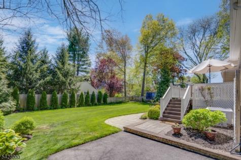 7 Meadow Road Chatham NJ 07928