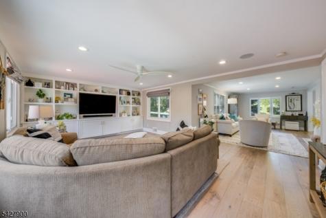 7 Meadow Road Chatham NJ 07928