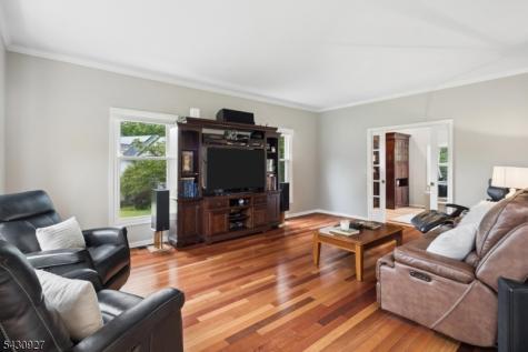 50 Scheurman Terrace Green Brook NJ 07059