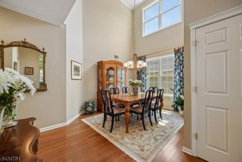 38 Constitution Way Franklin NJ 08873