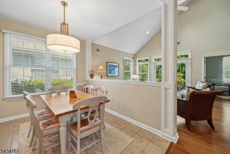 38 Constitution Way Franklin NJ 08873