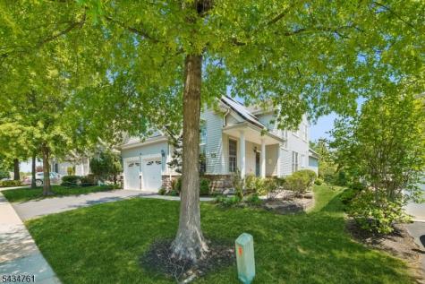 38 Constitution Way Franklin NJ 08873