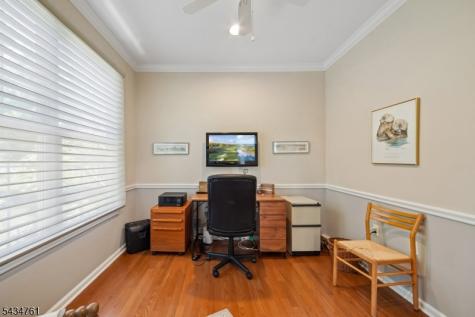 38 Constitution Way Franklin NJ 08873