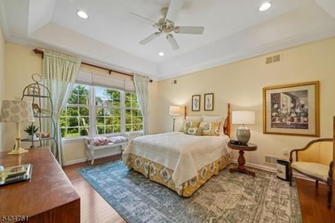 38 Constitution Way Franklin NJ 08873