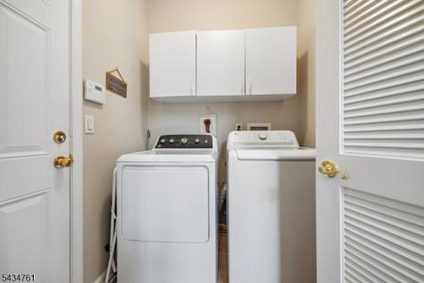 38 Constitution Way Franklin NJ 08873
