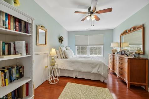 38 Constitution Way Franklin NJ 08873