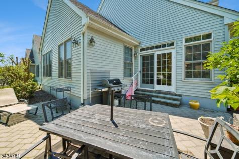 38 Constitution Way Franklin NJ 08873