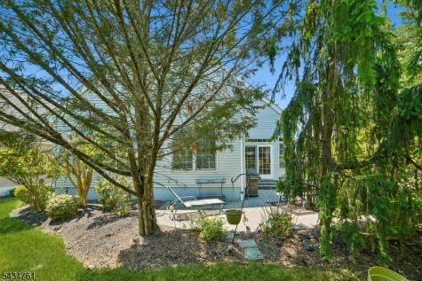 38 Constitution Way Franklin NJ 08873