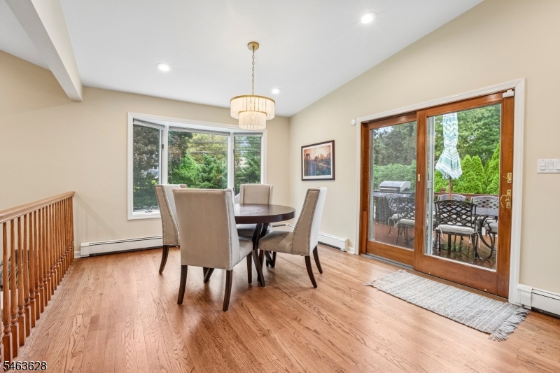 8 Mountain Way Cedar Grove NJ 07009
