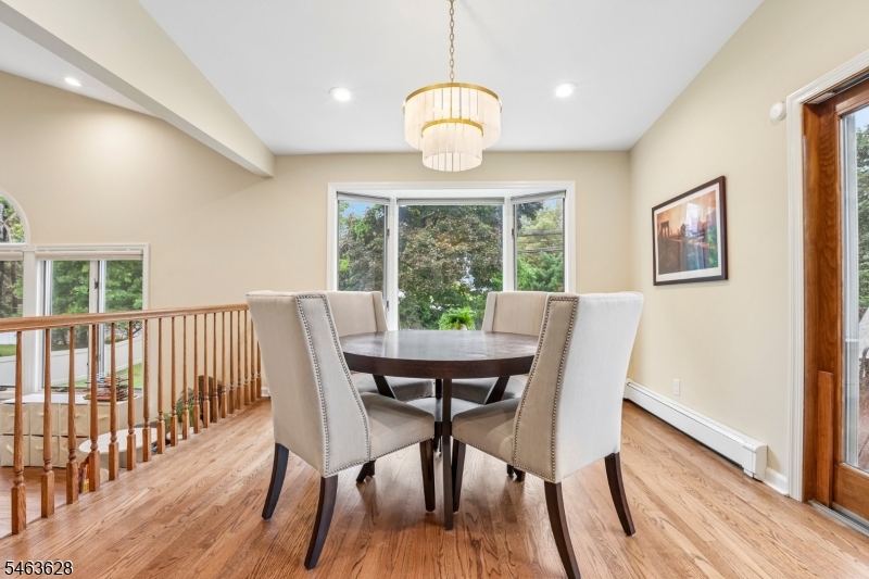 8 Mountain Way Cedar Grove NJ 07009