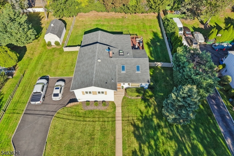 8 Mountain Way Cedar Grove NJ 07009