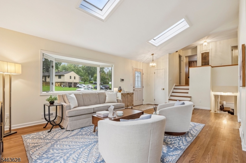 8 Mountain Way Cedar Grove NJ 07009