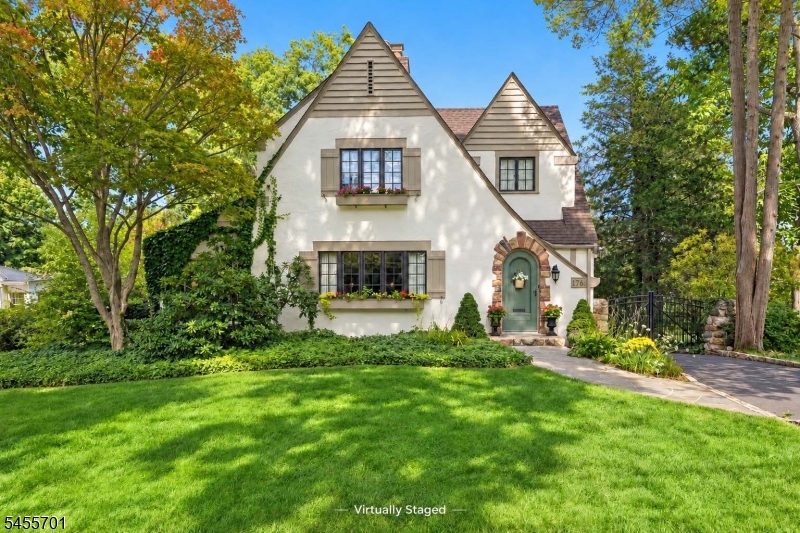 176 Canoe Brook Parkway Summit NJ 07901
