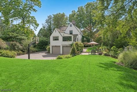 176 Canoe Brook Parkway Summit NJ 07901