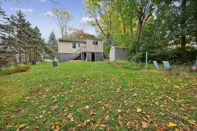 8 Center Street Hopatcong NJ 07874