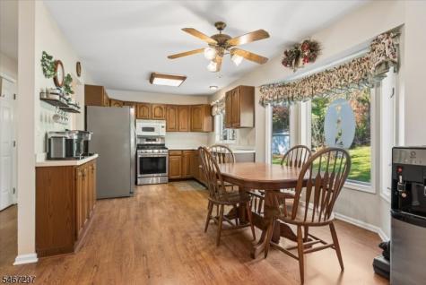 41 Woodside Drive Lebanon NJ 08826