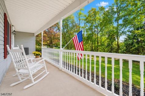 41 Woodside Drive Lebanon NJ 08826