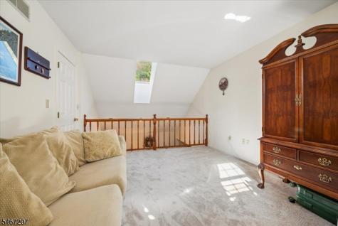 41 Woodside Drive Lebanon NJ 08826