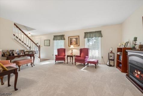41 Woodside Drive Lebanon NJ 08826