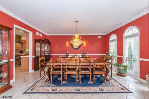 5 Raine Tree Court Kinnelon NJ 07405