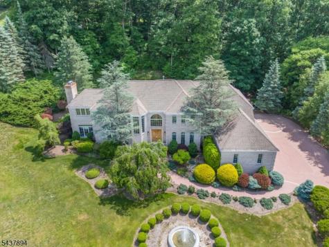 5 Raine Tree Court Kinnelon NJ 07405