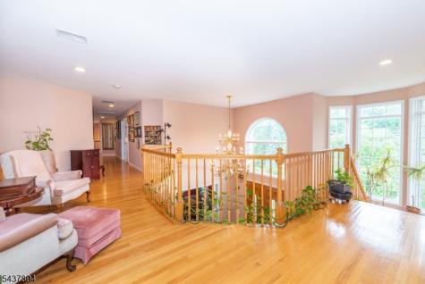 5 Raine Tree Court Kinnelon NJ 07405