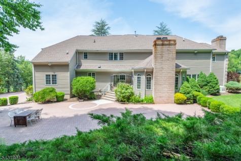 5 Raine Tree Court Kinnelon NJ 07405