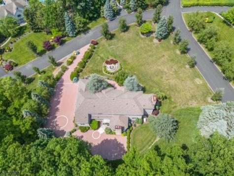 5 Raine Tree Court Kinnelon NJ 07405